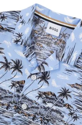 Camisa regular fit para niños en popelín de algodón con estampado tropical