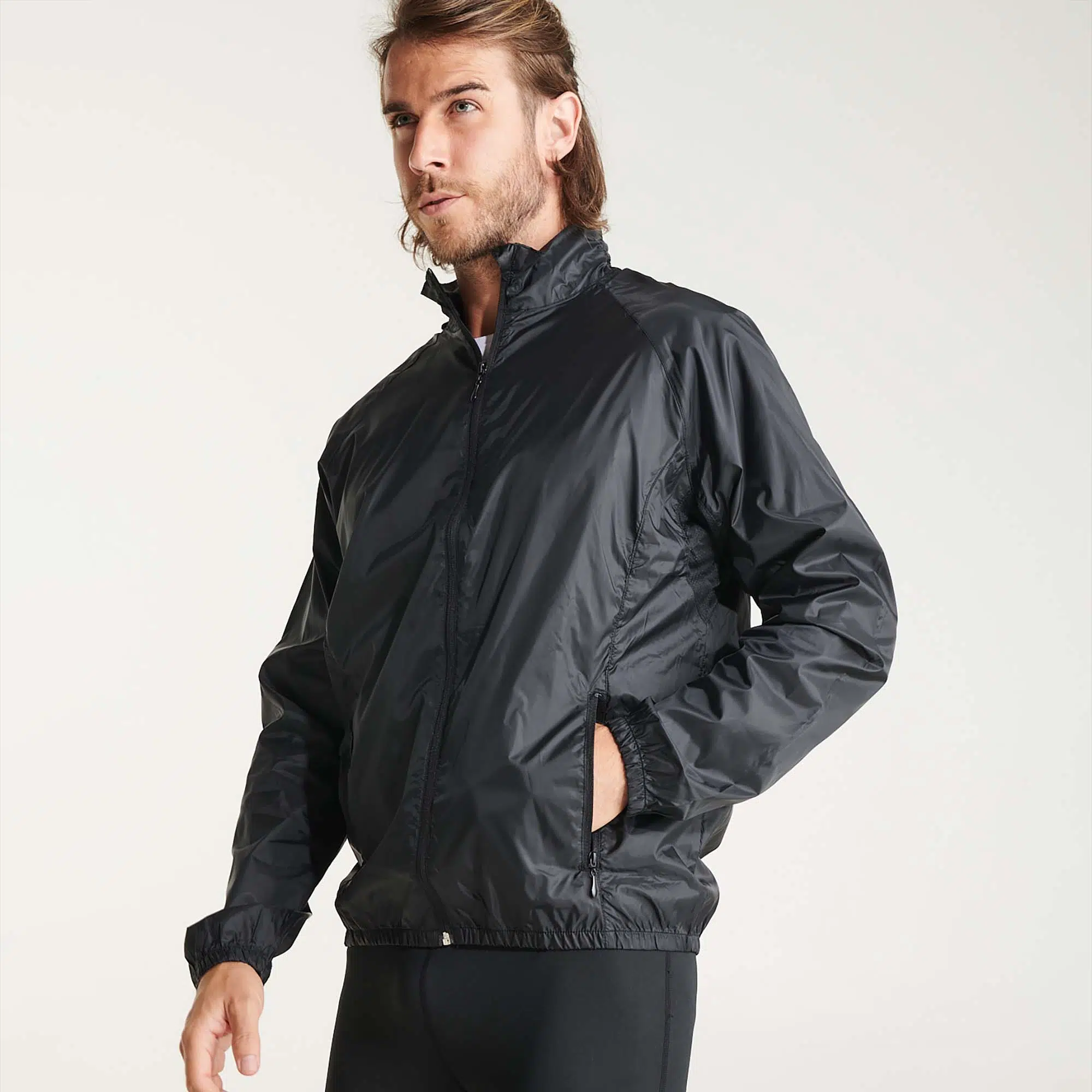 Chaqueta cortavientos tejido técnico KENTUCKY Roly