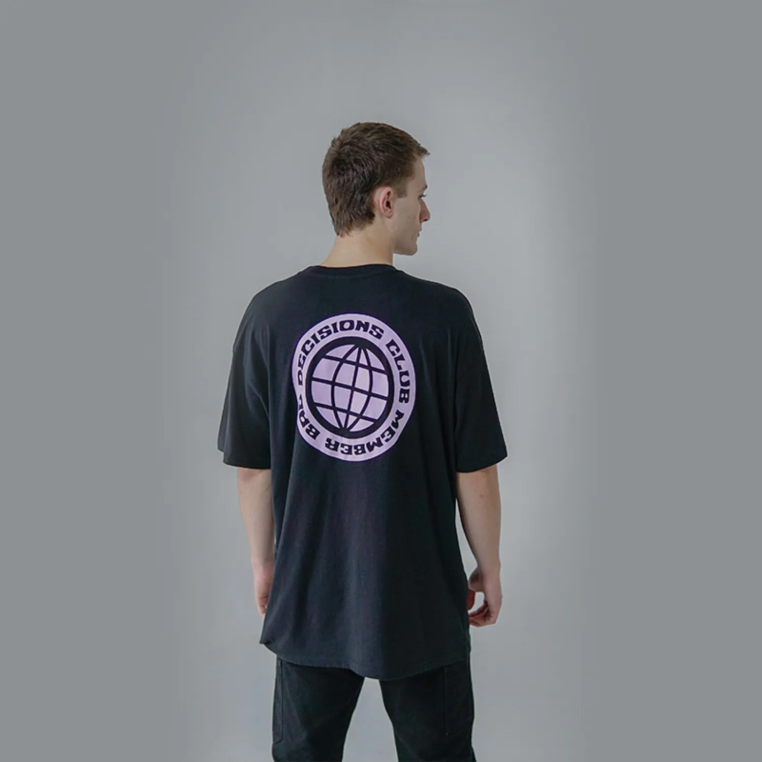 Remera Pulau Bad Decisions - Negro